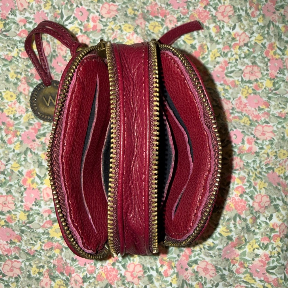 Women's Burgundy Leather Wallet - Picture 6 of 14